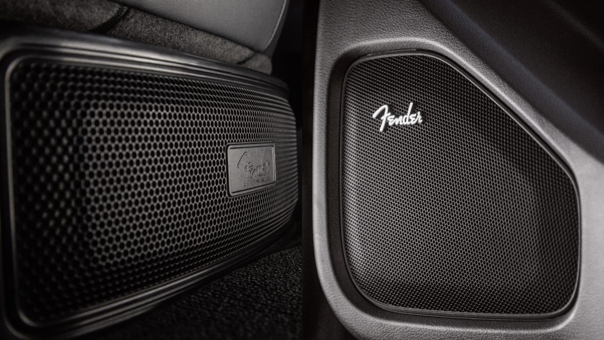 Nissan Frontier V6 PRO-4X 2025 con Bocinas Fender de alta fidelidad y dual subwoofer